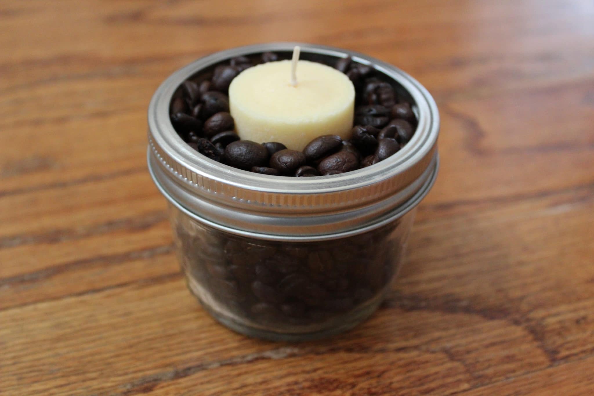 French Vanilla Coffee Bean Candle DIY Easy to Make and Smells Great!