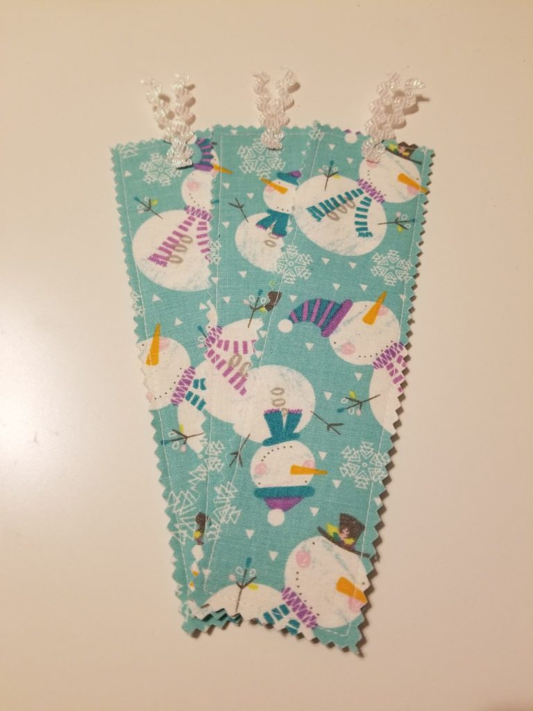 Preschool Teacher Christmas Gift Idea: DIY Fabric Bookmarks